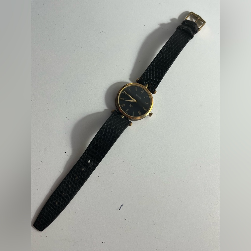 Gucci 2000M stacked Black and Gold Men's Watch - Picture 9 of 15